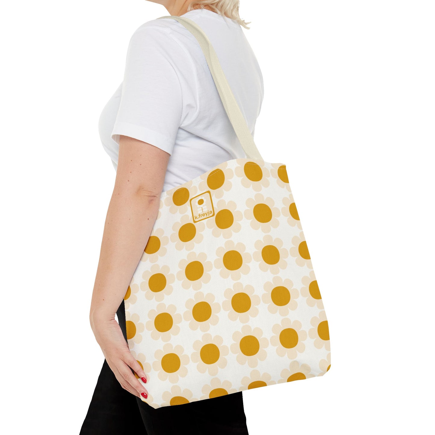 Tote Around: Chamomile