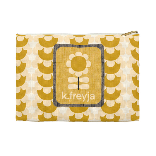 ACCESSORY POUCH: Buttercup