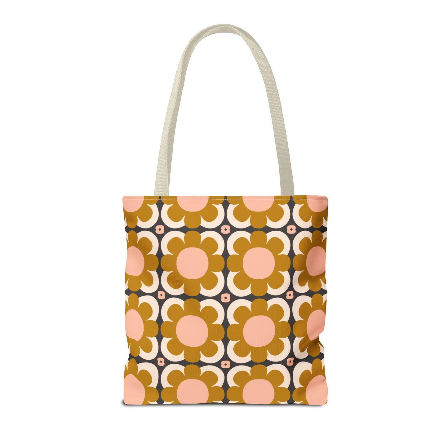 Tote Around: Palm Springs Patio