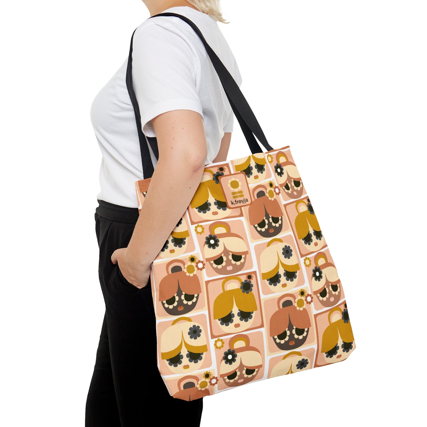 TOTE AROUND: Les Mademoiselles