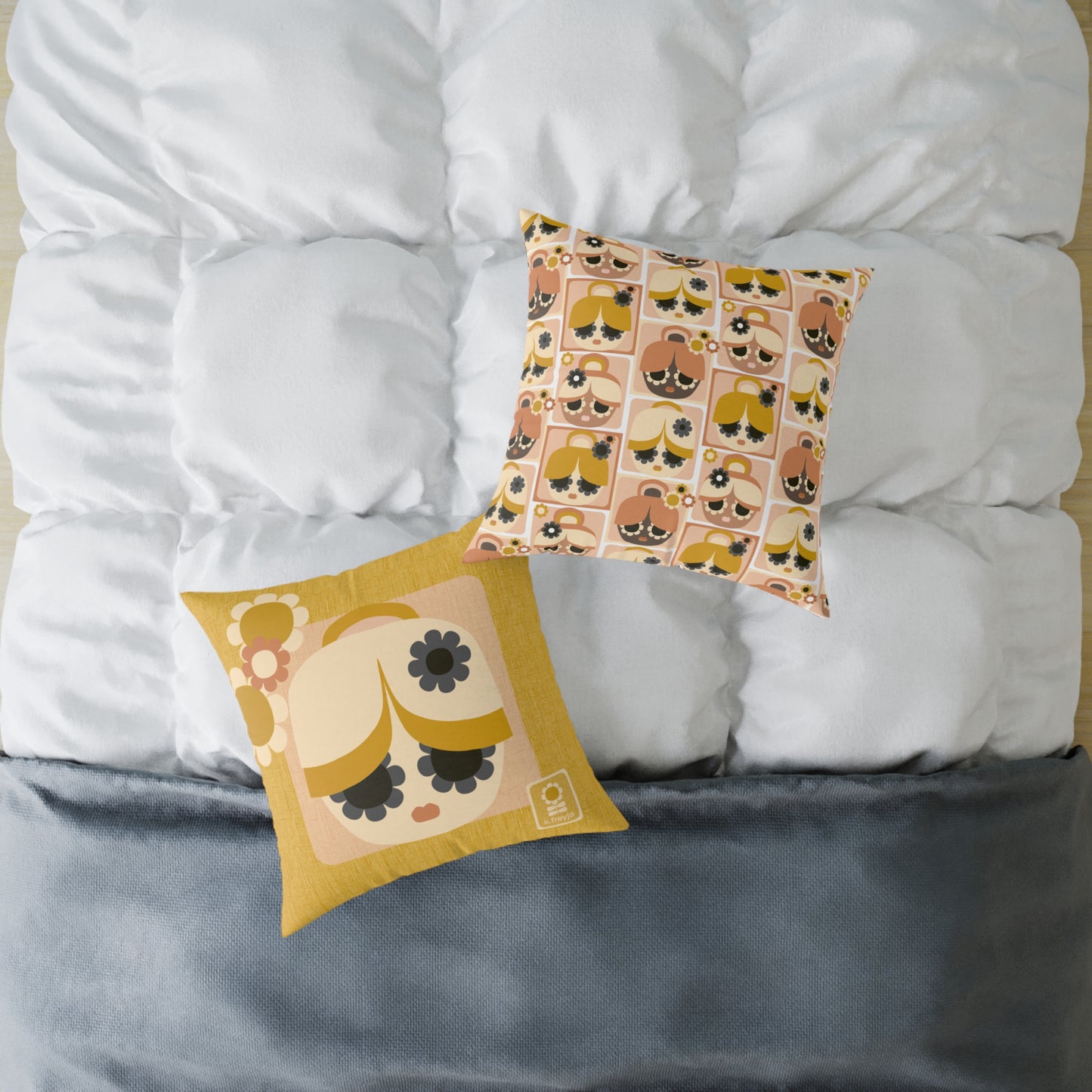 NO LUXE PILLOW: Madame Bun-Head ~ Pippa
