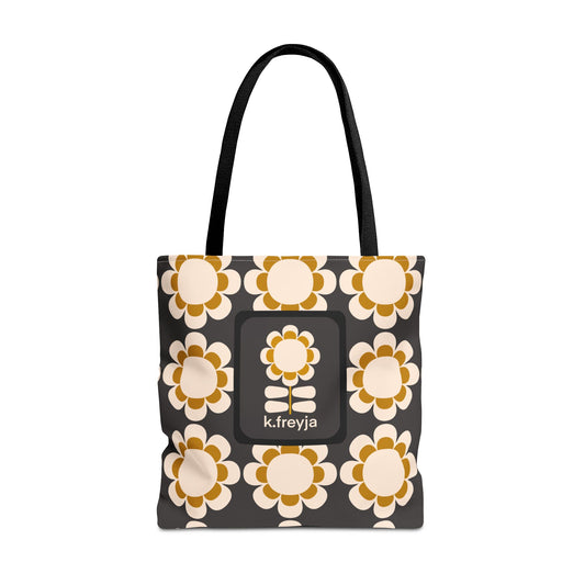 TOTE AROUND: Shelly Beach