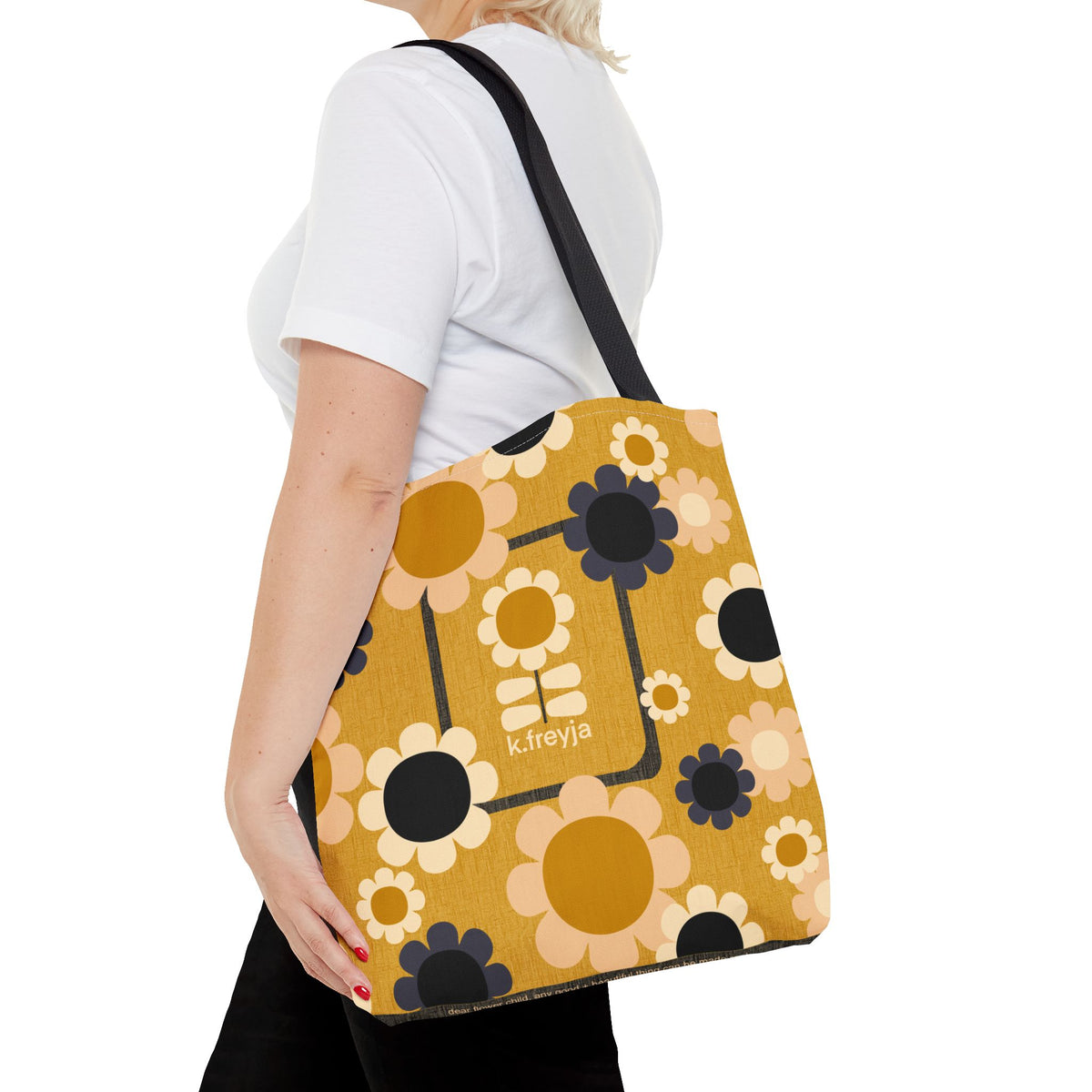 TOTE AROUND: Flower Child