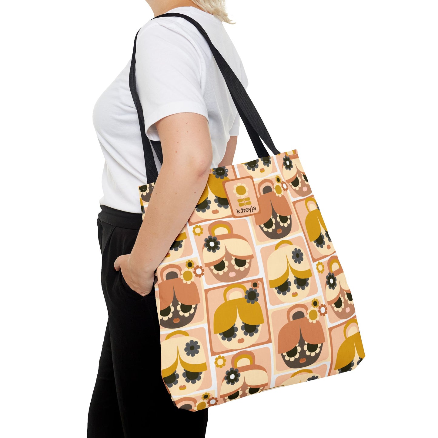 TOTE AROUND: Les Mademoiselles