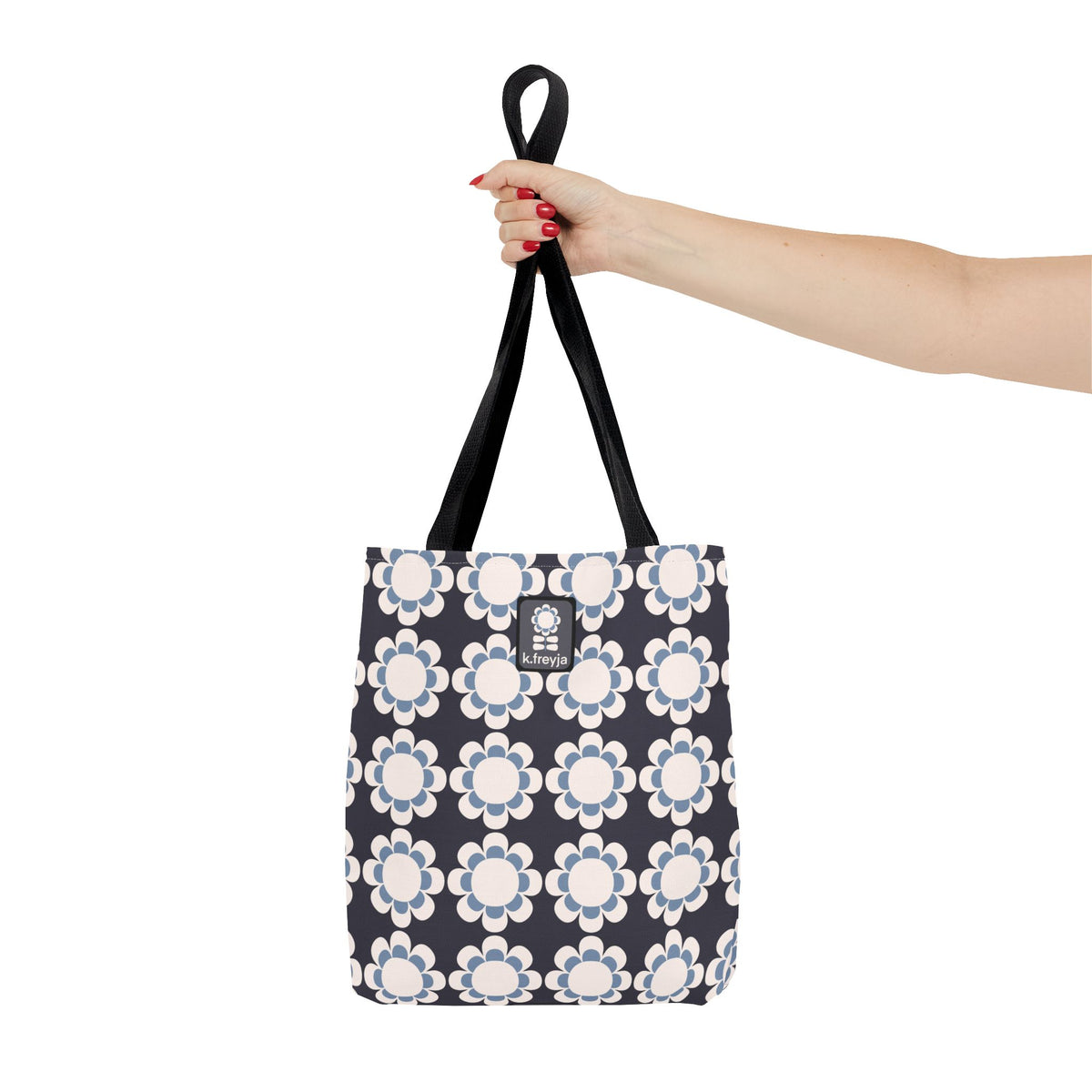 TOTE AROUND: Théa