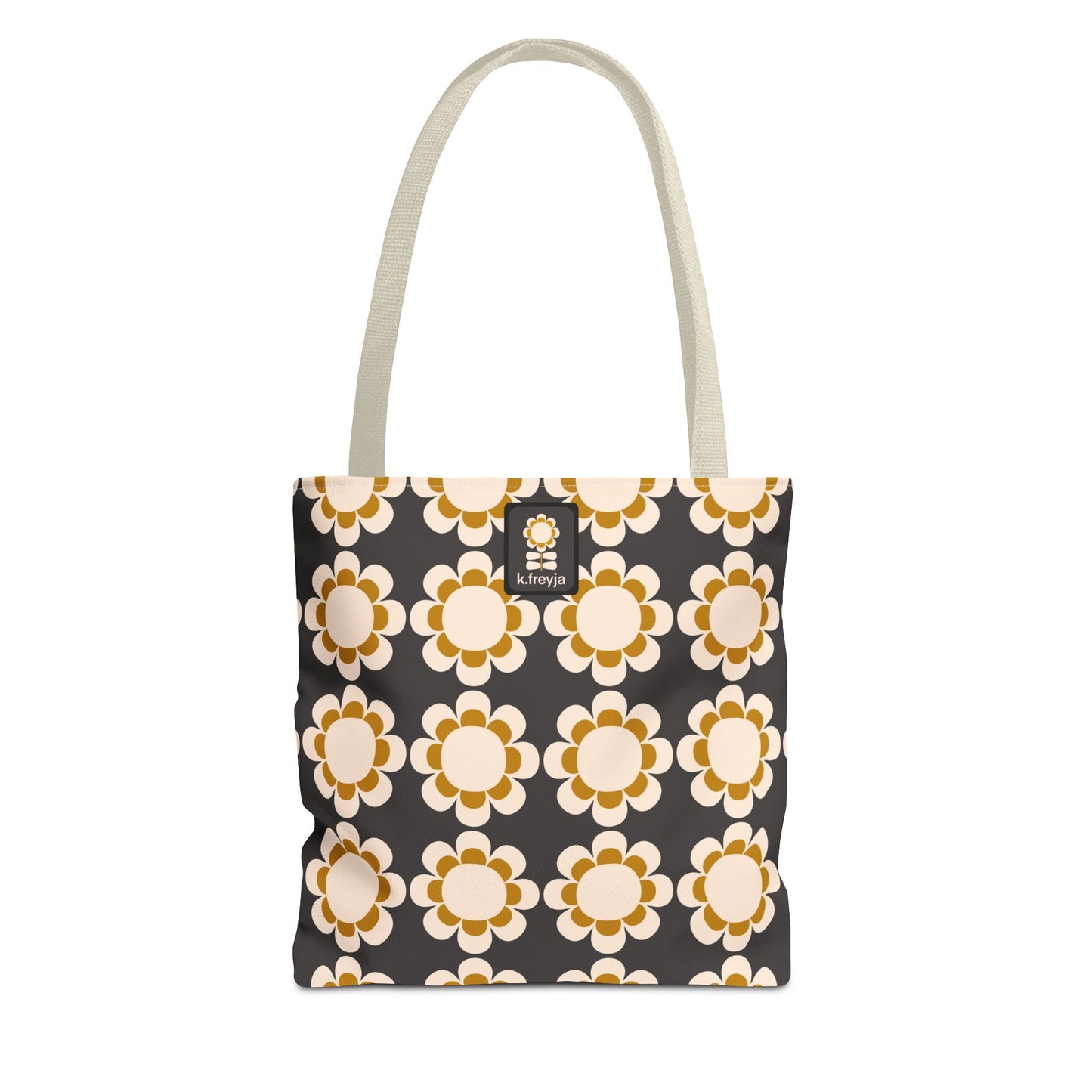 TOTE AROUND: Shelly Beach