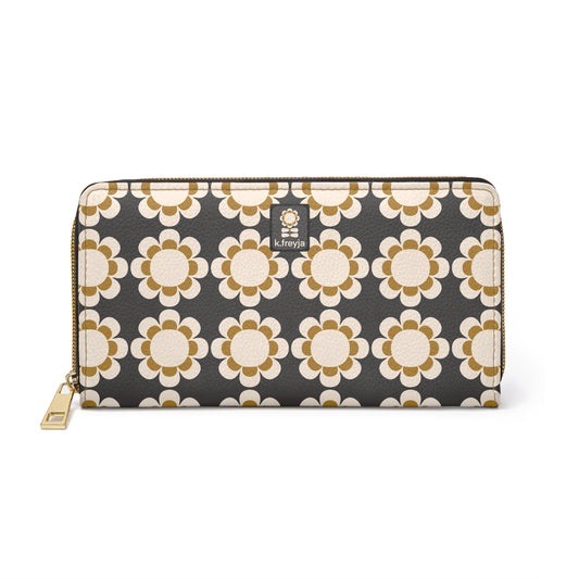 Wallet ~ Shelly Beach