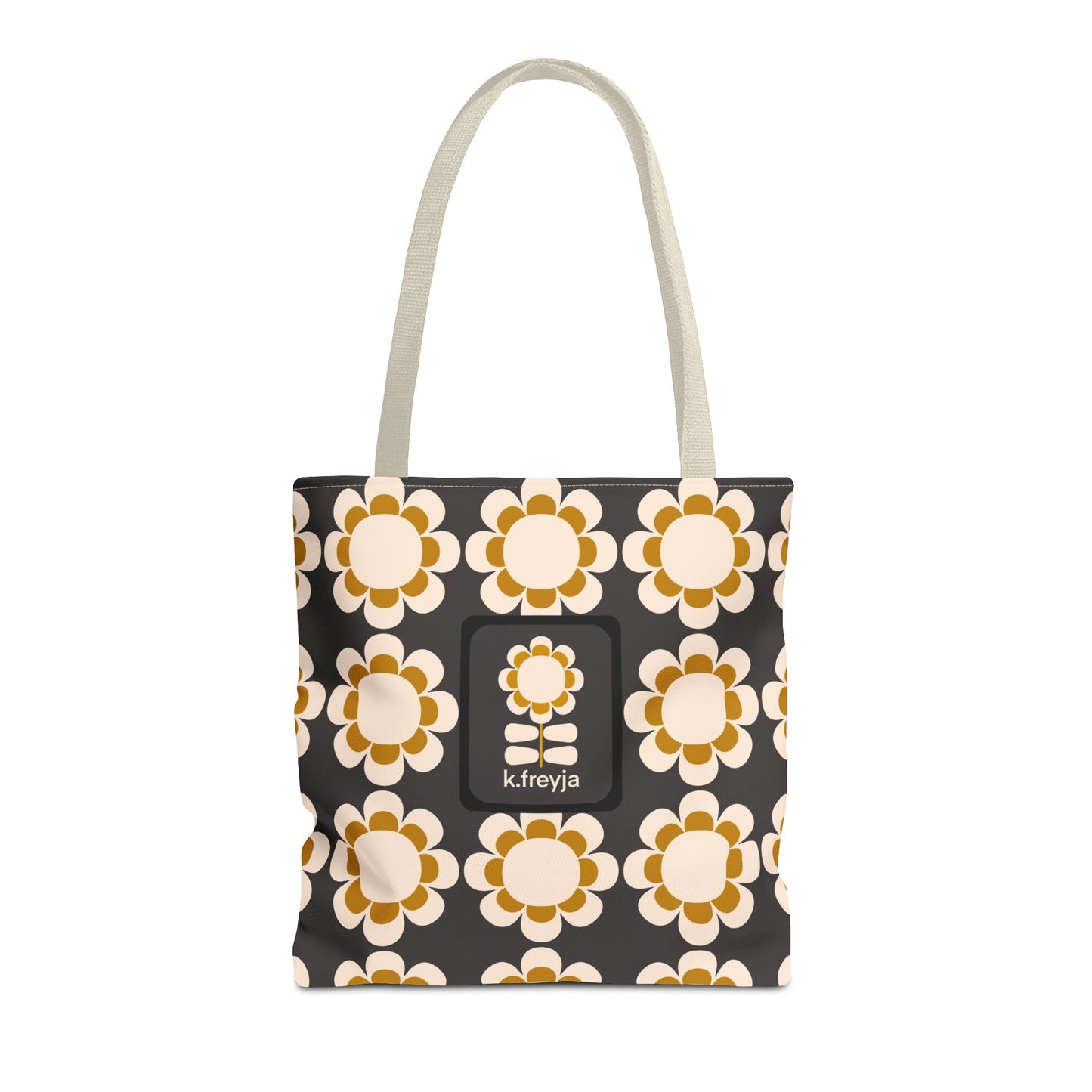 TOTE AROUND: Shelly Beach
