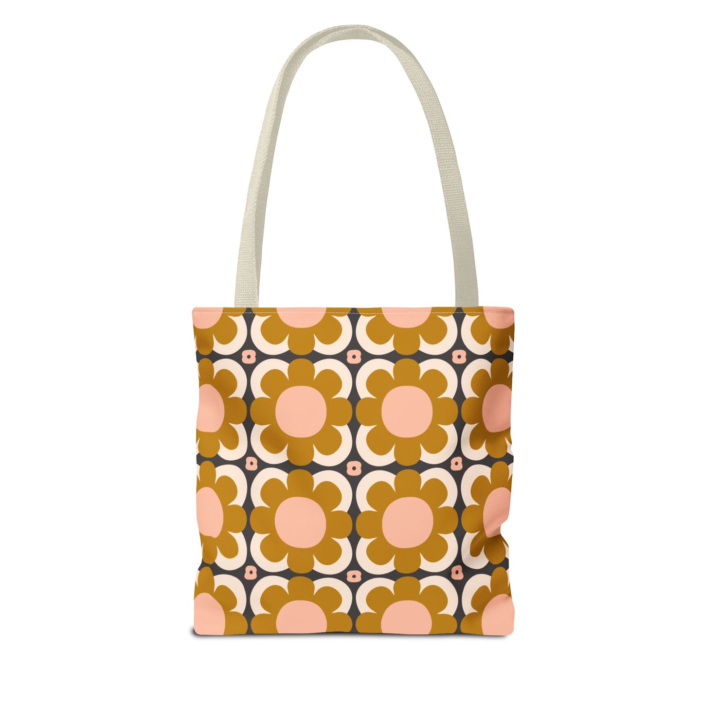 Tote Around: Palm Springs Patio
