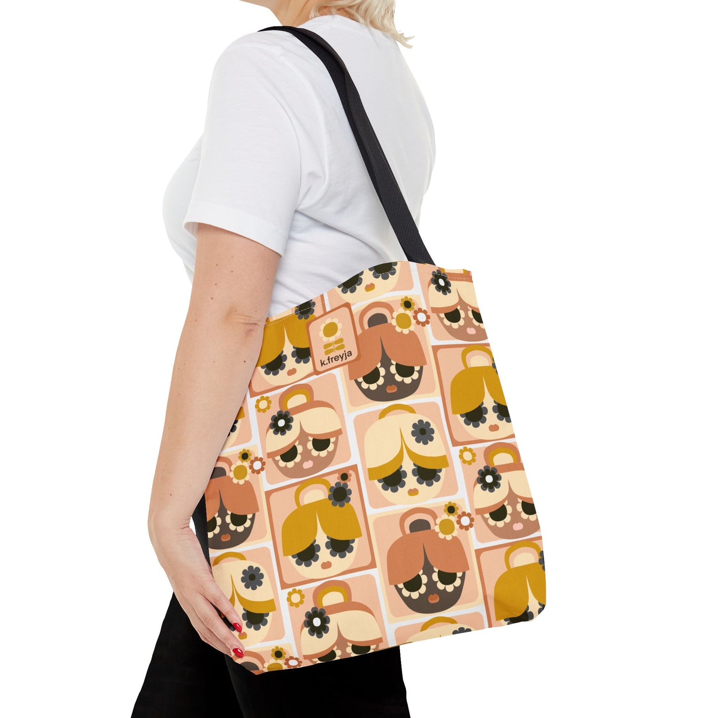 TOTE AROUND: Les Mademoiselles