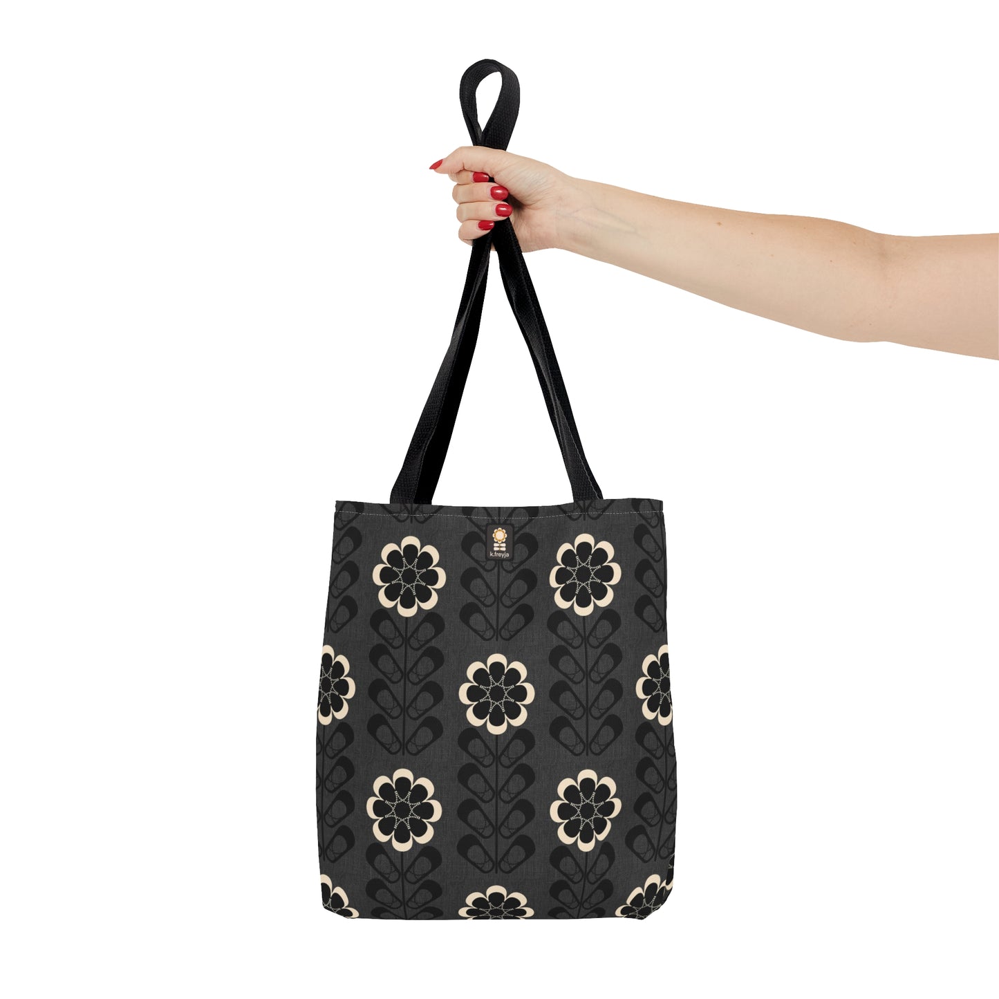 TOTE AROUND: Ebony + Ivory